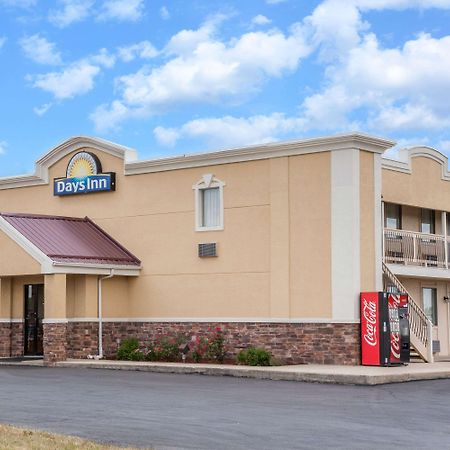 Days Inn By Wyndham Fort Wayne Bagian luar foto