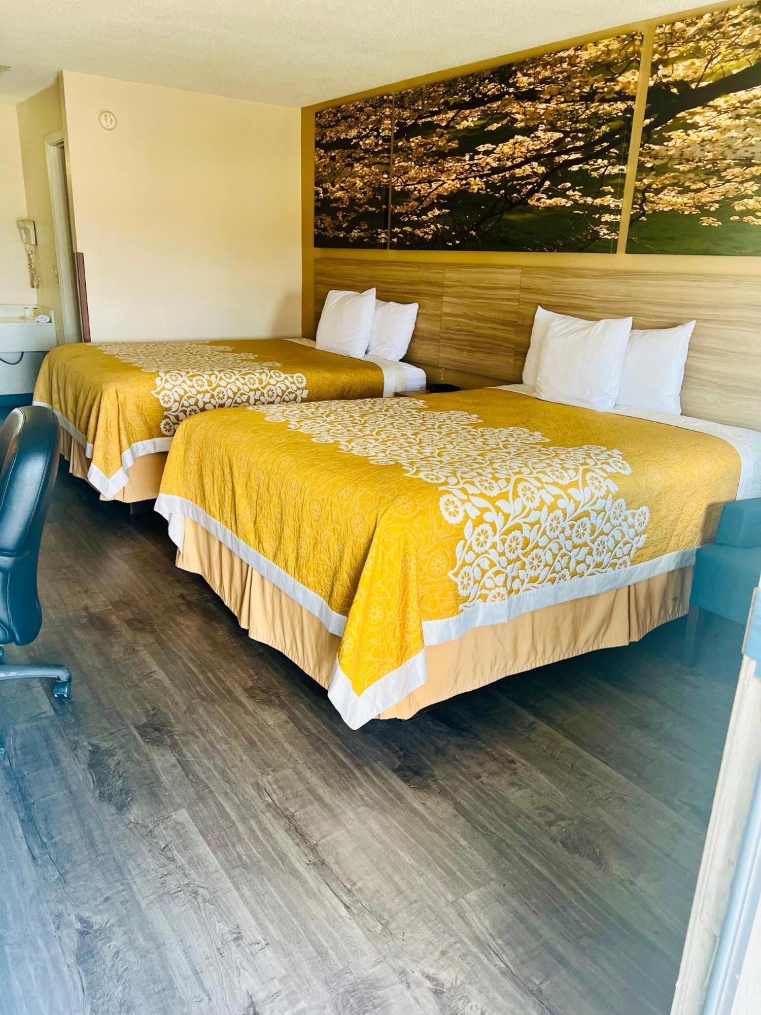Days Inn By Wyndham Fort Wayne Bagian luar foto