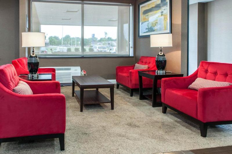Days Inn By Wyndham Fort Wayne Bagian luar foto