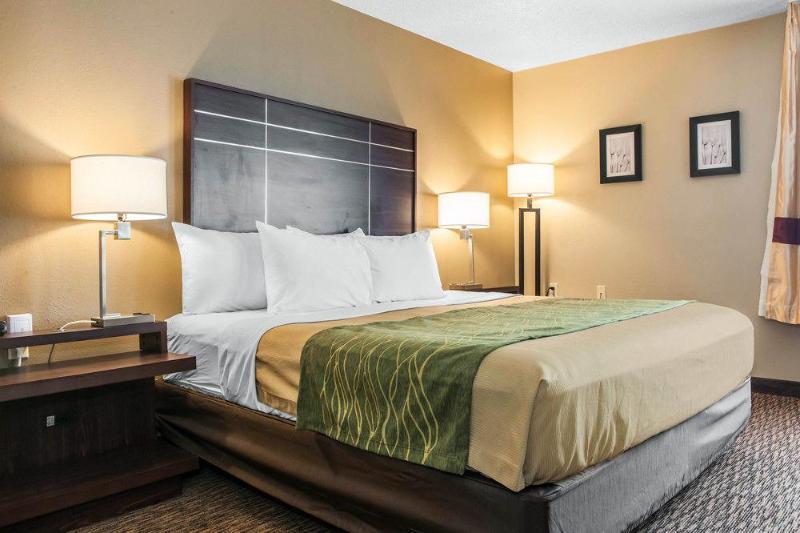 Days Inn By Wyndham Fort Wayne Bagian luar foto